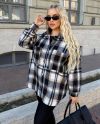 Стильна оверсайз сорочка в клітку чорна №103059 - фото 1
