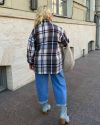 Стильна оверсайз сорочка в клітку блакитна №103060 - фото 4