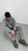 Чоловічий костюм сірий, який поєднав у собі тепло, комфорт та сучасний дизайн №103635 - фото 4