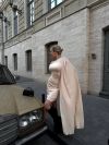 Сукня бежева зі зйомною шалью шик, комфорт, і не скінченні експерименти №99801 - фото 4